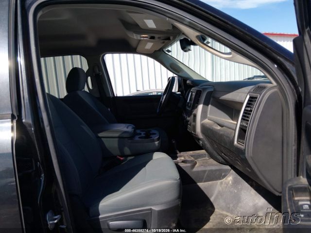 2016 Ram 3500 photo 3