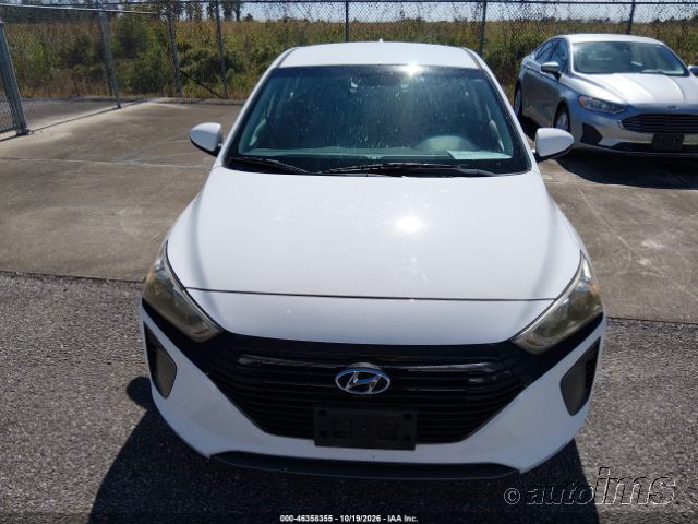 2018 Hyundai Ioniq photo 2