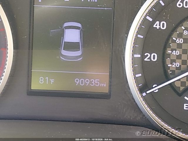 2020 Hyundai Elantra photo 3