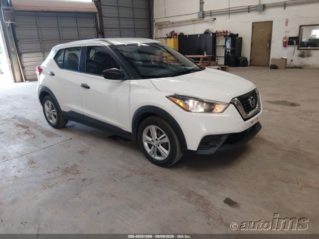2020 Nissan Kicks
