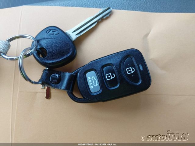 2020 Hyundai Elantra photo 5