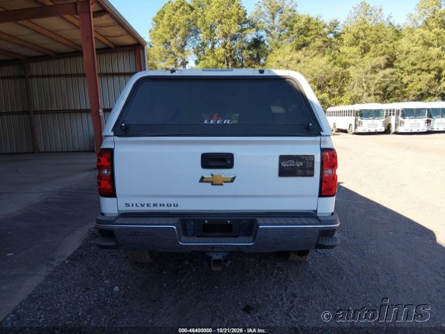 2018 Chevrolet Silverado photo 6