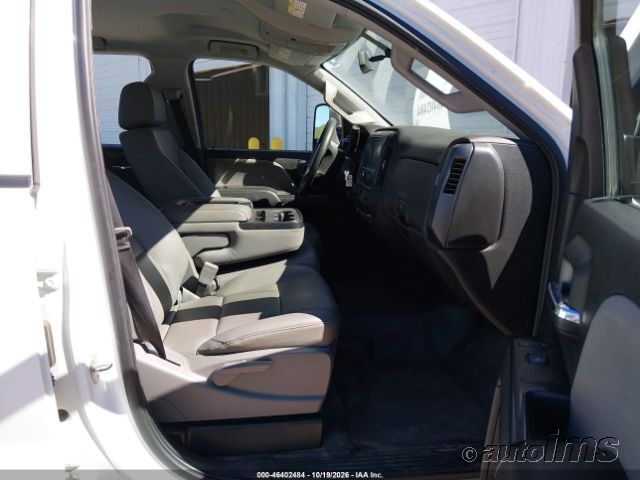 2019 Chevrolet C3500 photo 3