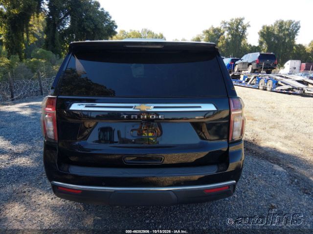 2021 Chevrolet Tahoe photo 3