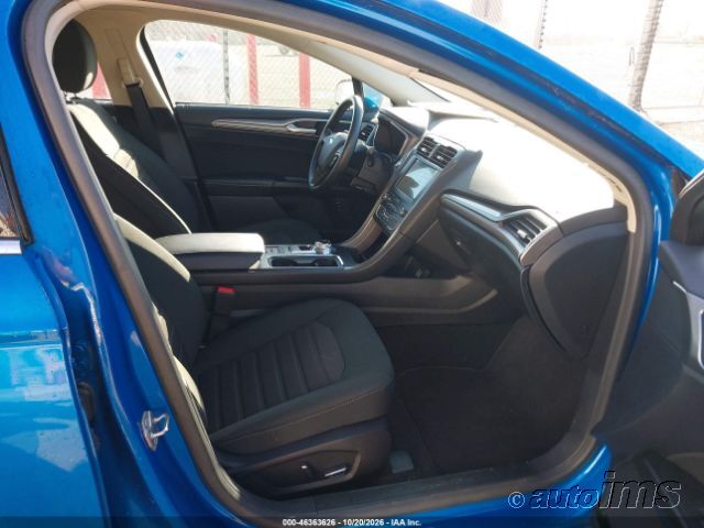 2019 Ford Fusion photo 3