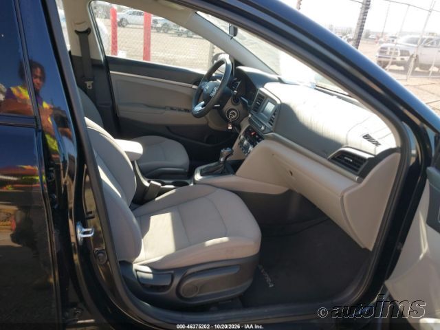 2020 Hyundai Elantra photo 4