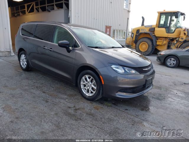 2022 Chrysler Voyager