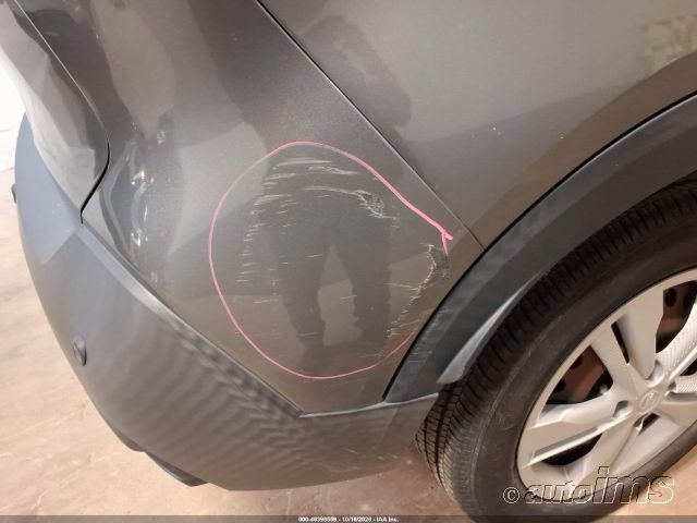 2020 Nissan Kicks photo 2