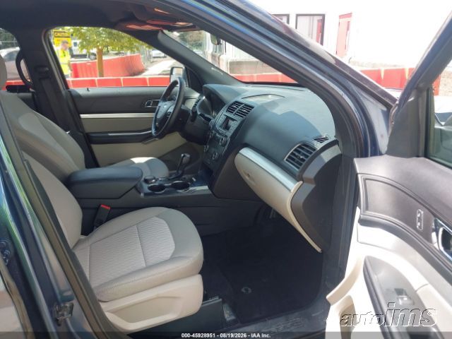 2018 Ford Explorer photo 4