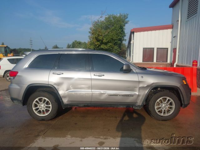 2019 Jeep Grand Cherokee photo 3
