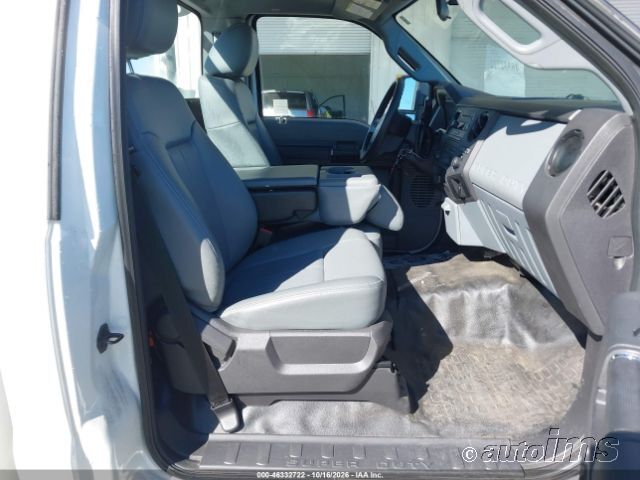 2015 Ford F-350 photo 3