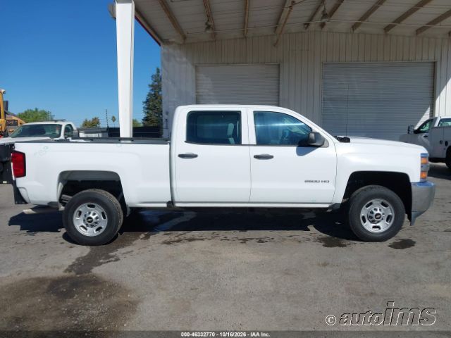 2017 Chevrolet Silverado photo 5