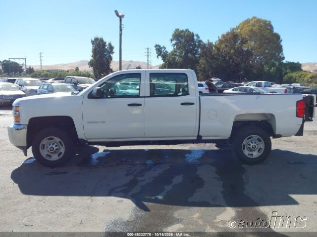 2017 Chevrolet Silverado photo 6