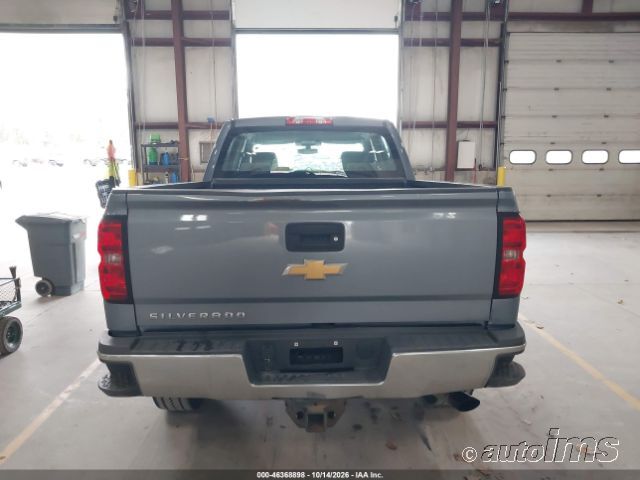 2016 Chevrolet Silverado photo 6