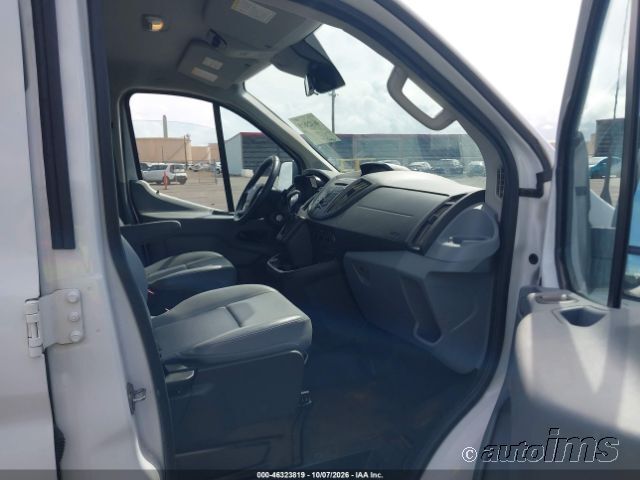 2018 Ford Transit photo 3