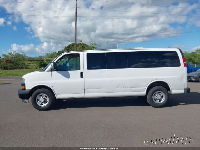 2018 Chevrolet Express photo 5