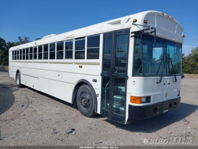 2015 IC BUS PC305