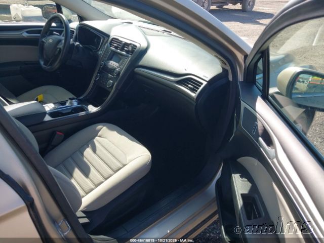 2018 Ford Fusion photo 3