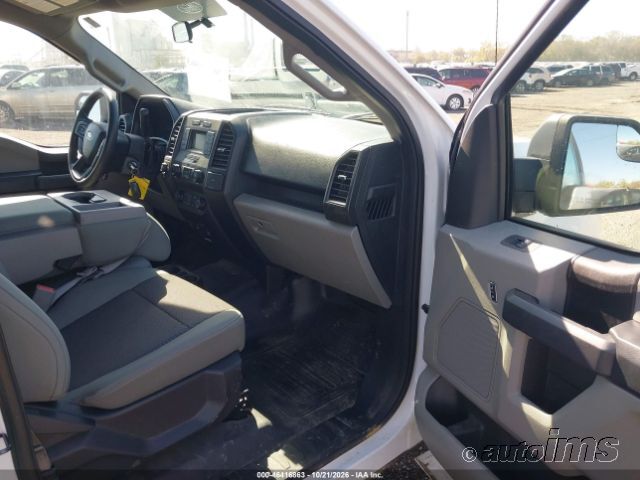 2017 Ford F-150 photo 3