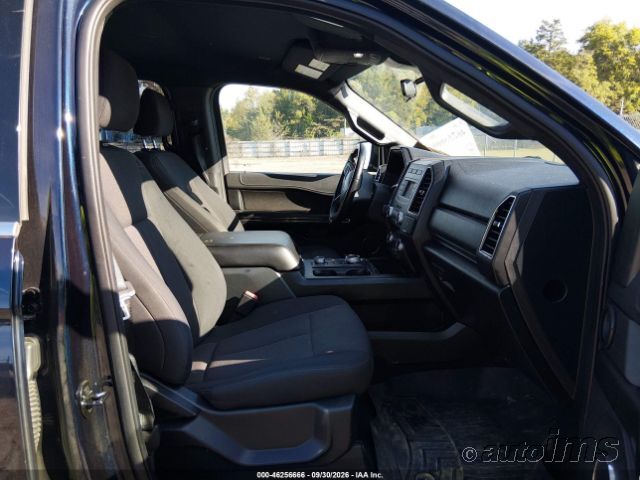 2021 Ford Expedition photo 7