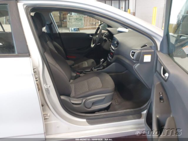 2018 Hyundai Ioniq photo 6