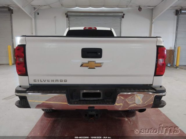 2018 Chevrolet Silverado photo 6