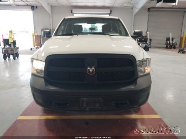 2019 Ram 1500 photo 2