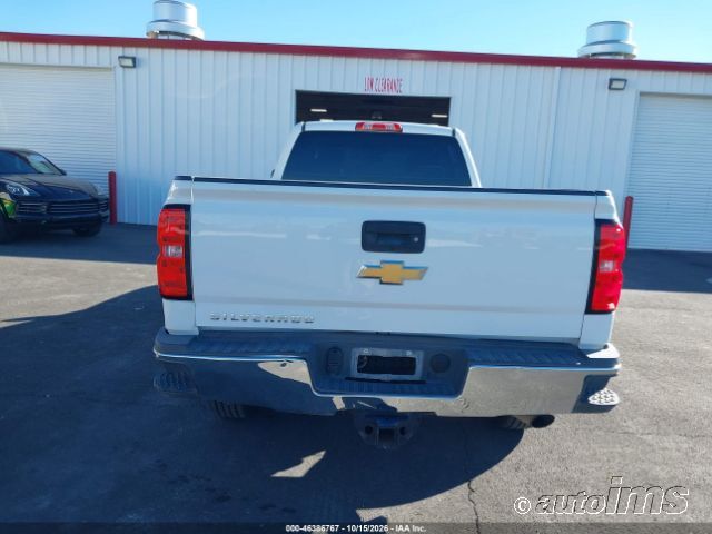 2018 Chevrolet Silverado photo 7