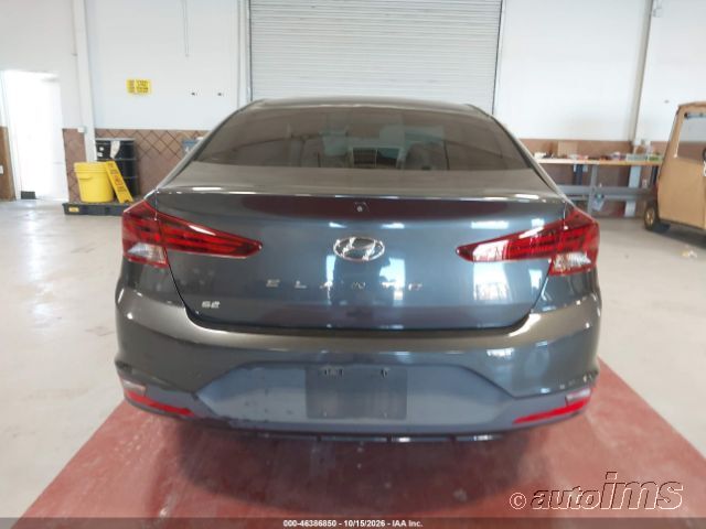 2020 Hyundai Elantra photo 5