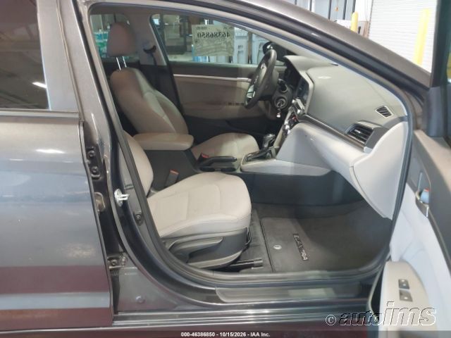 2020 Hyundai Elantra photo 6