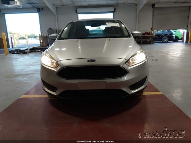 2018 Ford Focus photo 2