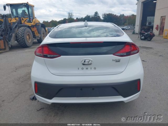 2021 Hyundai Ioniq photo 4