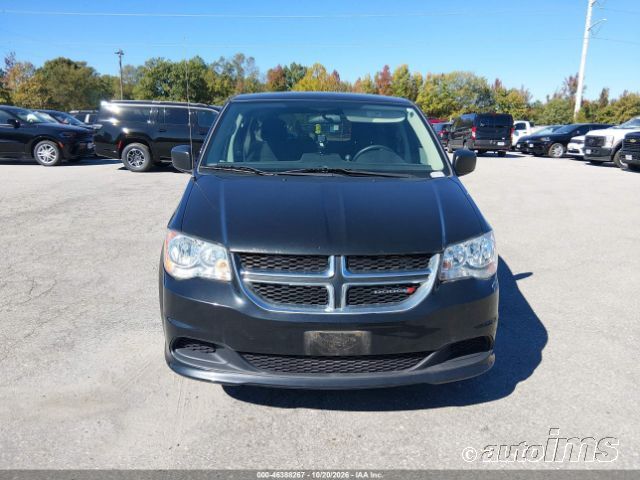 2016 Dodge Grand Caravan photo 3
