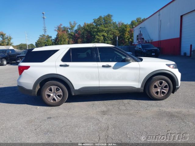 2020 Ford Explorer photo 4