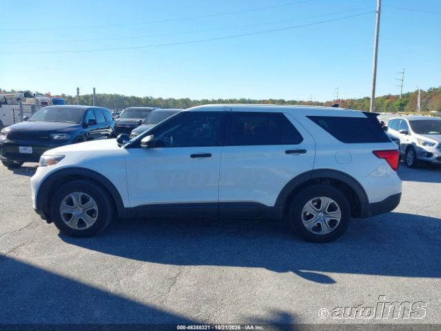 2020 Ford Explorer photo 5