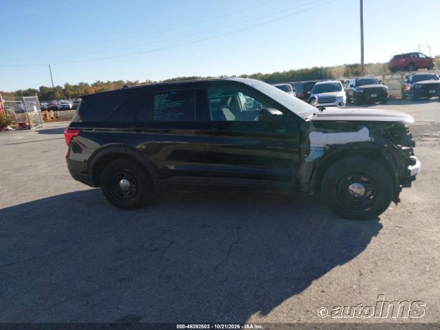2023 Ford Explorer photo 5