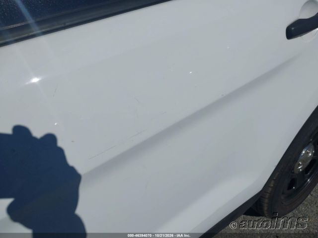 2018 Ford Explorer photo 3