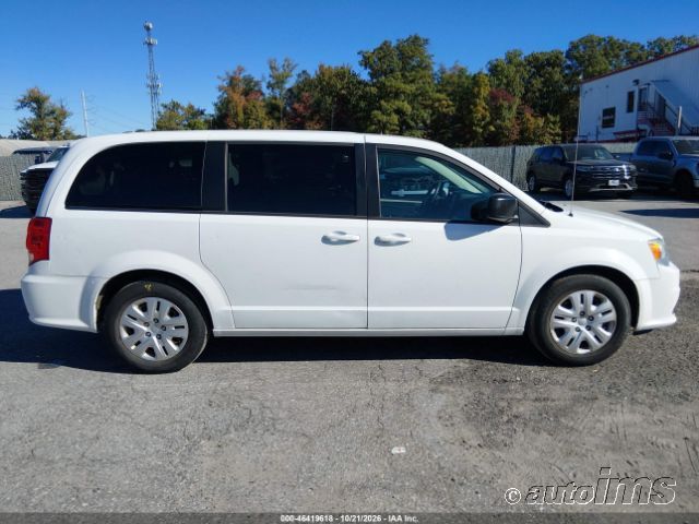 2018 Dodge Grand Caravan photo 3