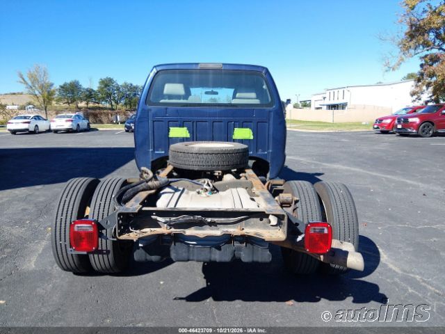 2015 Ford F-450 photo 3