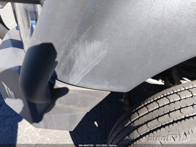 2015 Ford F-450 photo 2