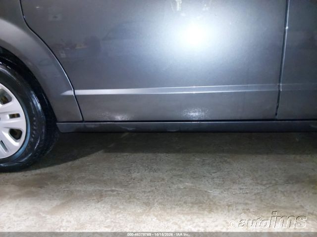 2019 Dodge Grand Caravan photo 2
