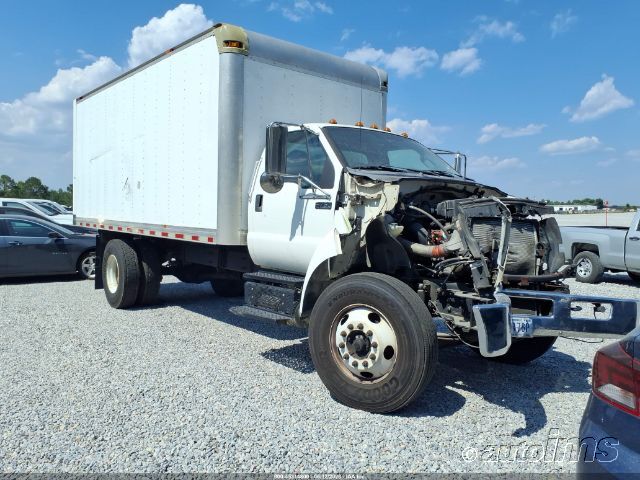 2015 Ford F-750