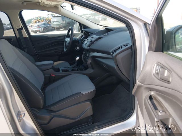 2018 Ford Escape photo 3