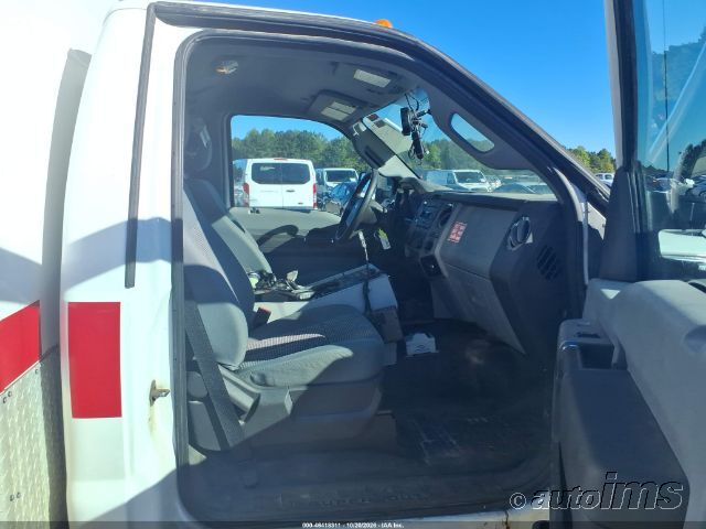 2016 Ford F450amb photo 4
