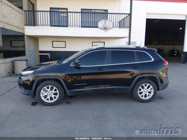 2018 Jeep Cherokee photo 3
