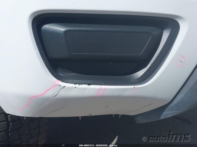 2017 Chevrolet Colorado photo 2