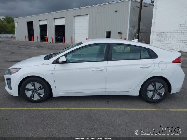 2020 Hyundai Ioniq photo 3
