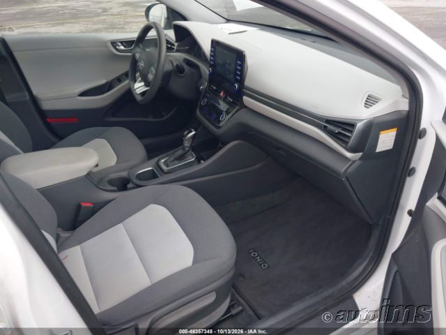 2020 Hyundai Ioniq photo 3