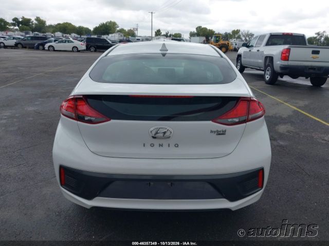 2020 Hyundai Ioniq photo 3
