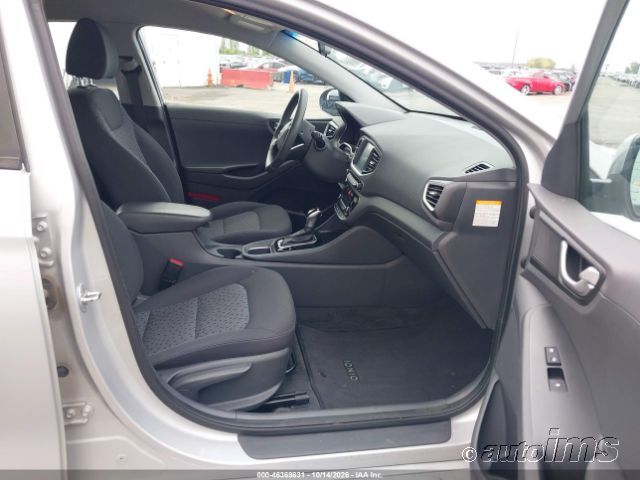 2018 Hyundai Ioniq photo 3